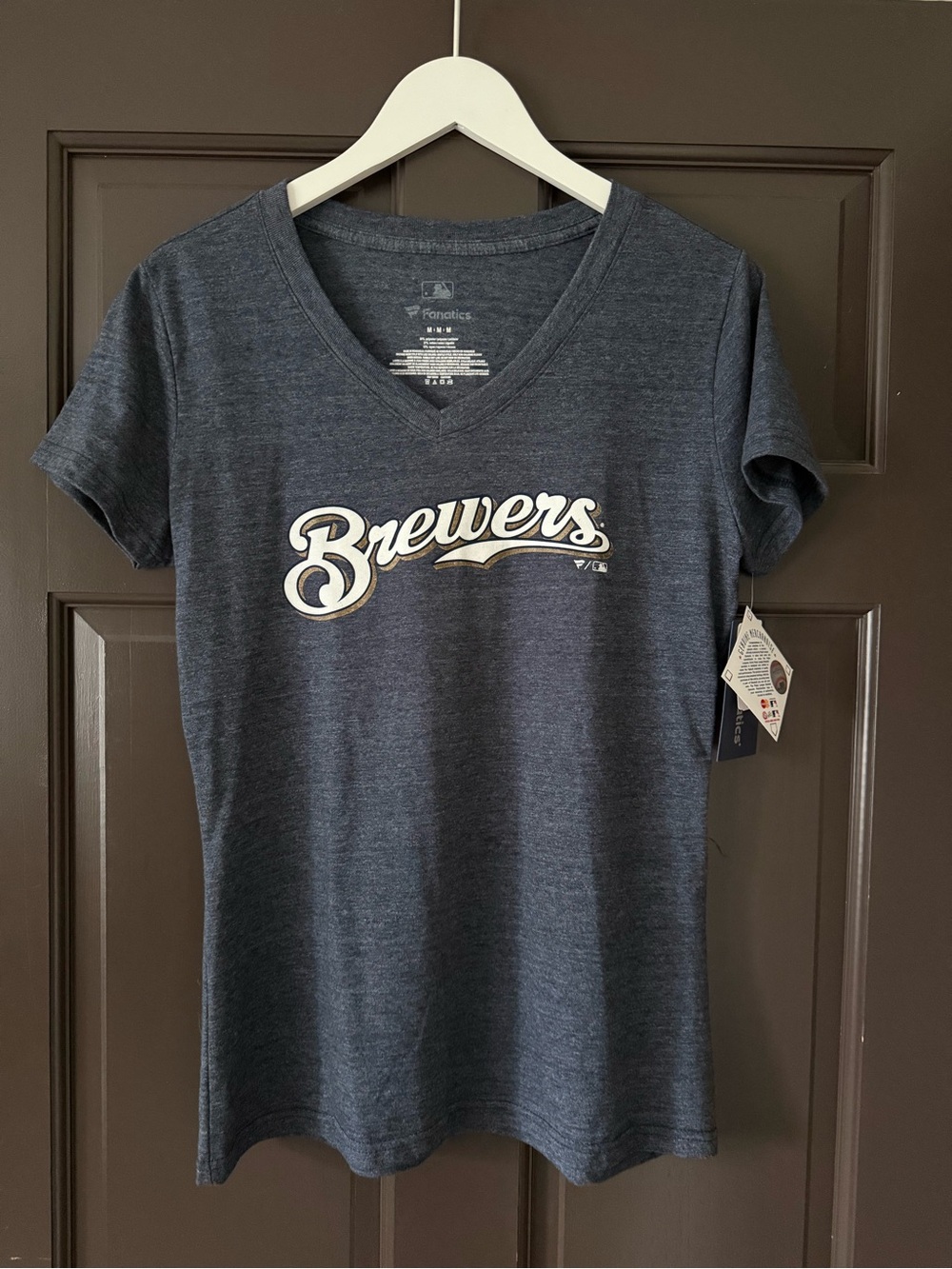 Fanatics Women’s Milwaukee Brewers Navy Blue V-Neck Tee Medium M NWT